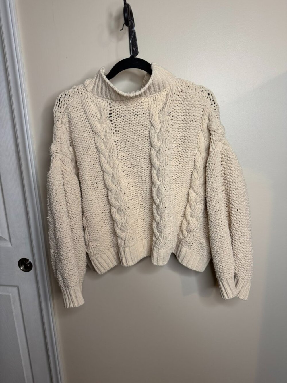 Simply Southern Collection Women's Cropped Braid Sweater - Picture 2 of 9